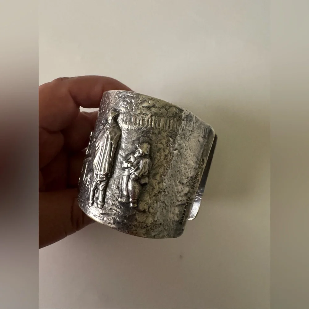 Silver plated denmark bracelet
